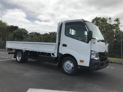 2016 Toyota Dyna - Thumbnail