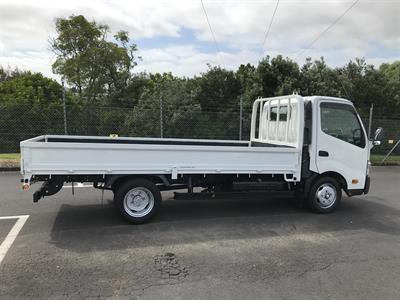 2016 Toyota Dyna - Thumbnail