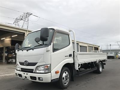 2015 Hino Dutro - Thumbnail