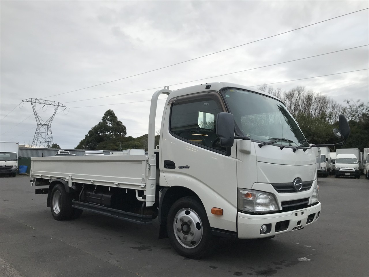 2015 Hino Dutro