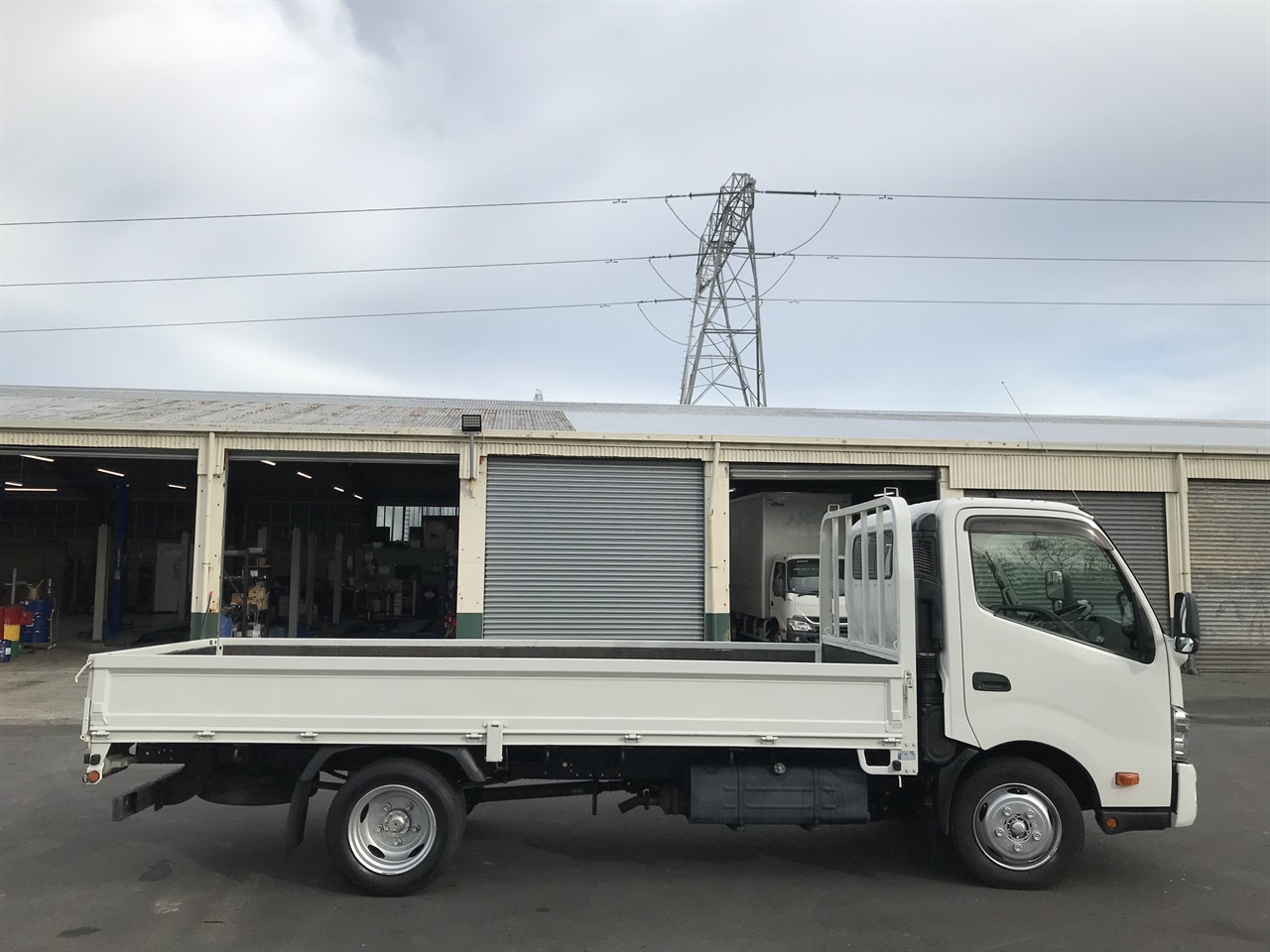 2015 Hino Dutro