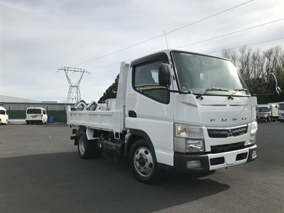 2017 Mitsubishi Canter - Thumbnail