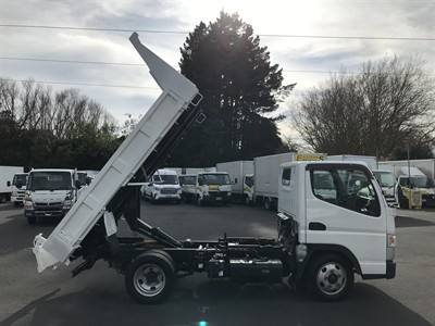 2017 Mitsubishi Canter - Thumbnail