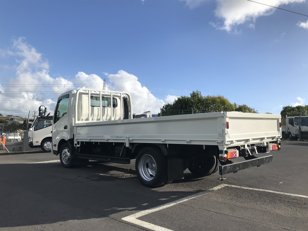 2015 Hino Dutro