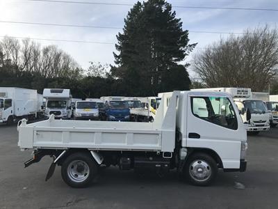 2013 Mitsubishi Canter - Thumbnail
