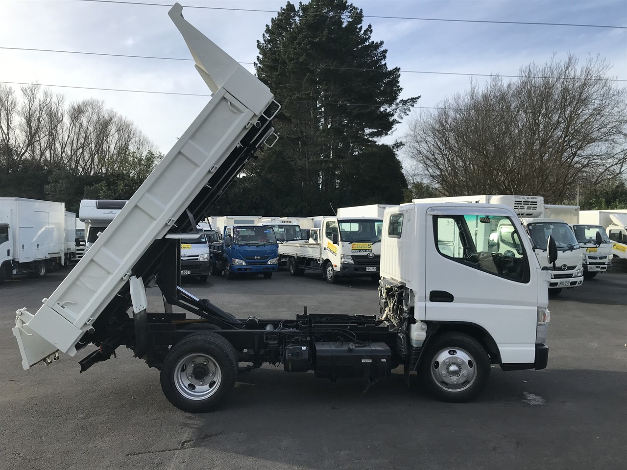 2013 Mitsubishi Canter