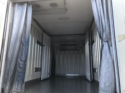 2019 Isuzu Elf - Thumbnail