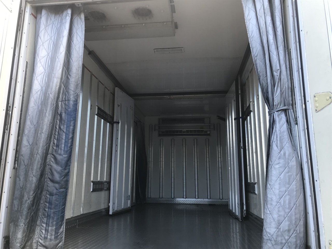 2019 Isuzu Elf