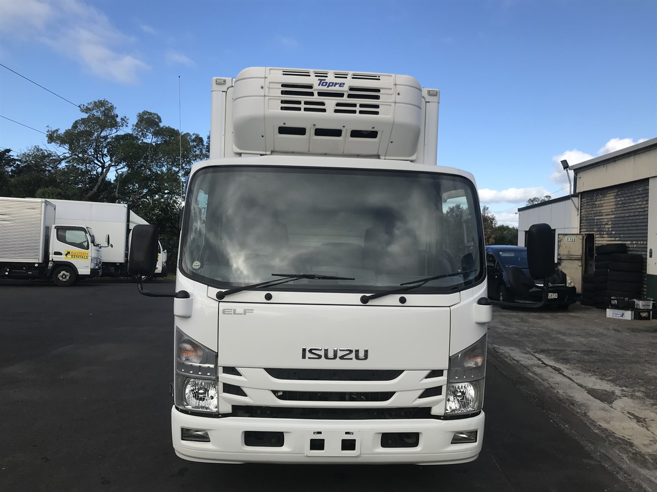 2019 Isuzu Elf