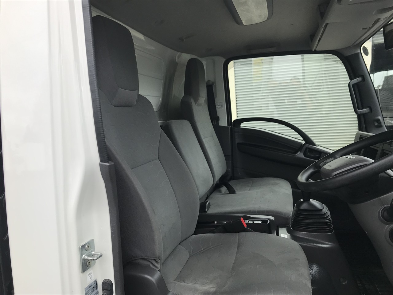 2024 Isuzu Elf