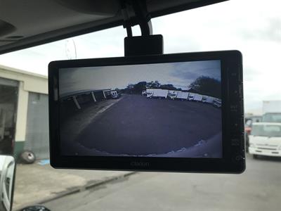 2024 Isuzu Elf - Thumbnail