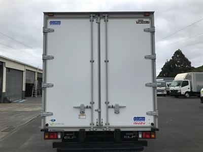 2024 Isuzu Elf - Thumbnail