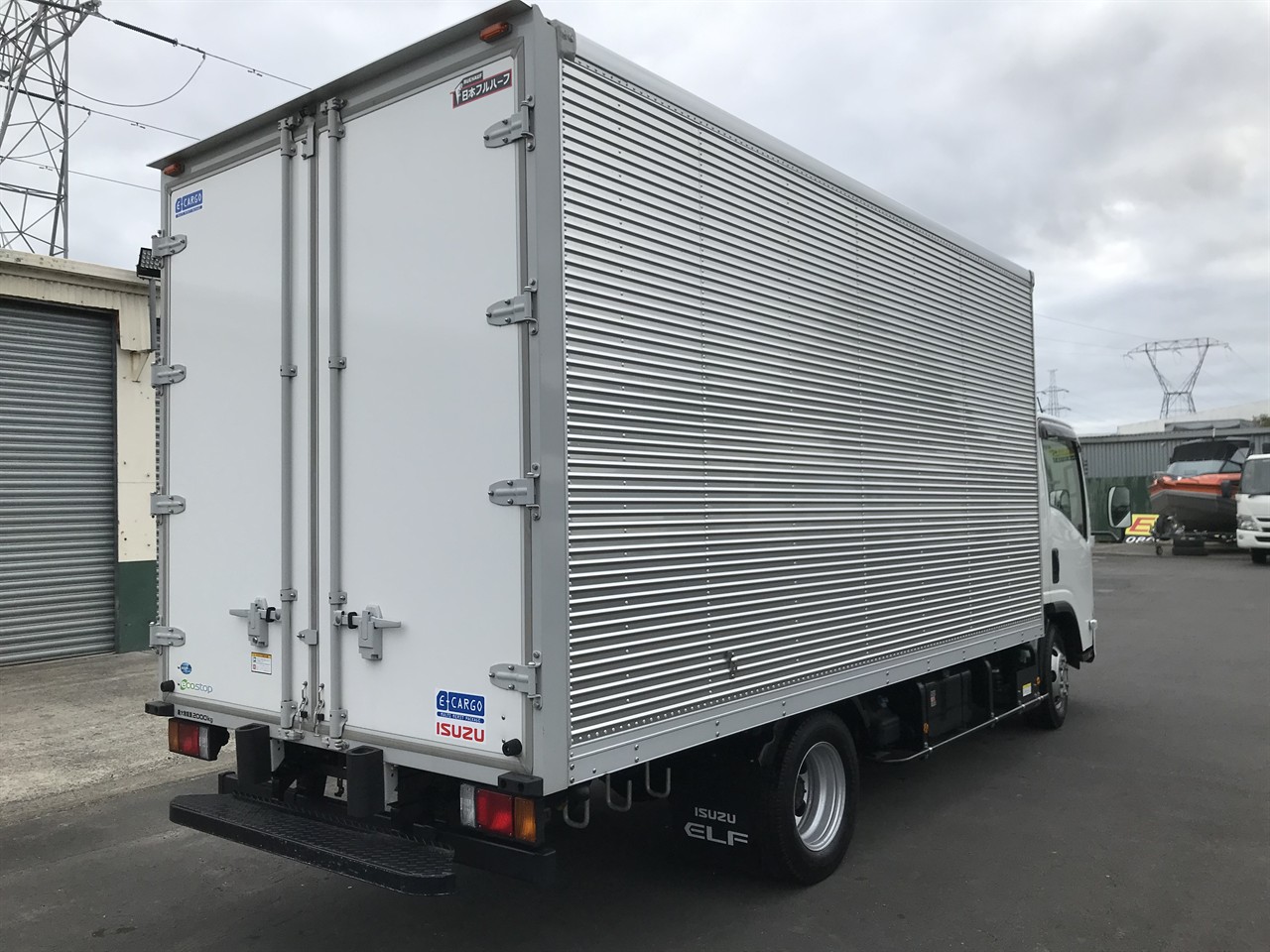 2024 Isuzu Elf