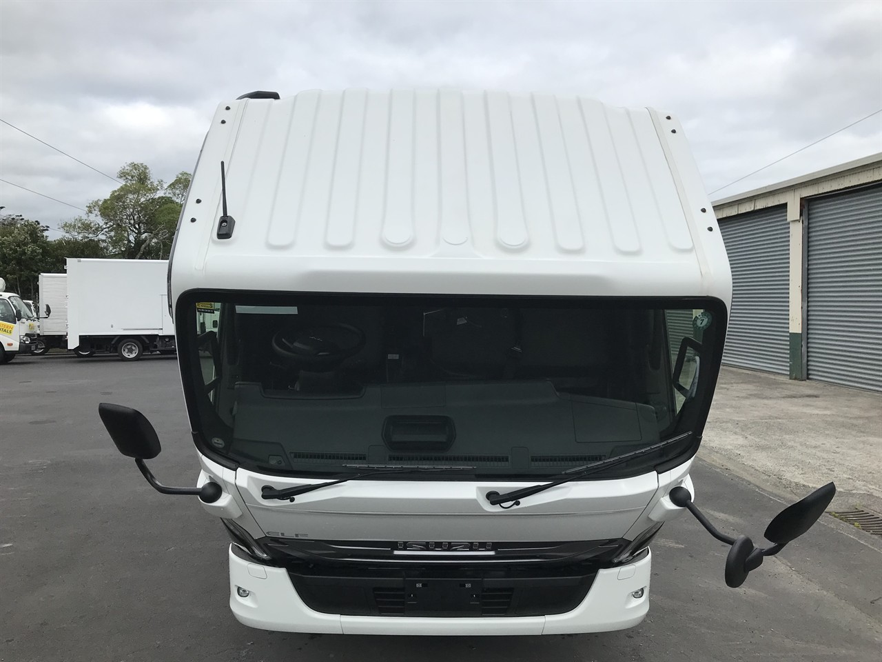 2024 Isuzu Elf