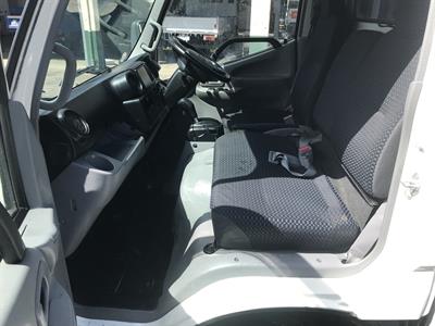 2020 Hino Dutro - Thumbnail