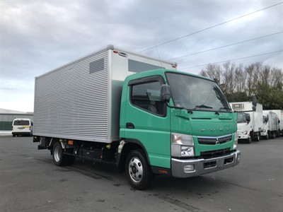 2018 Mitsubishi Canter - Thumbnail