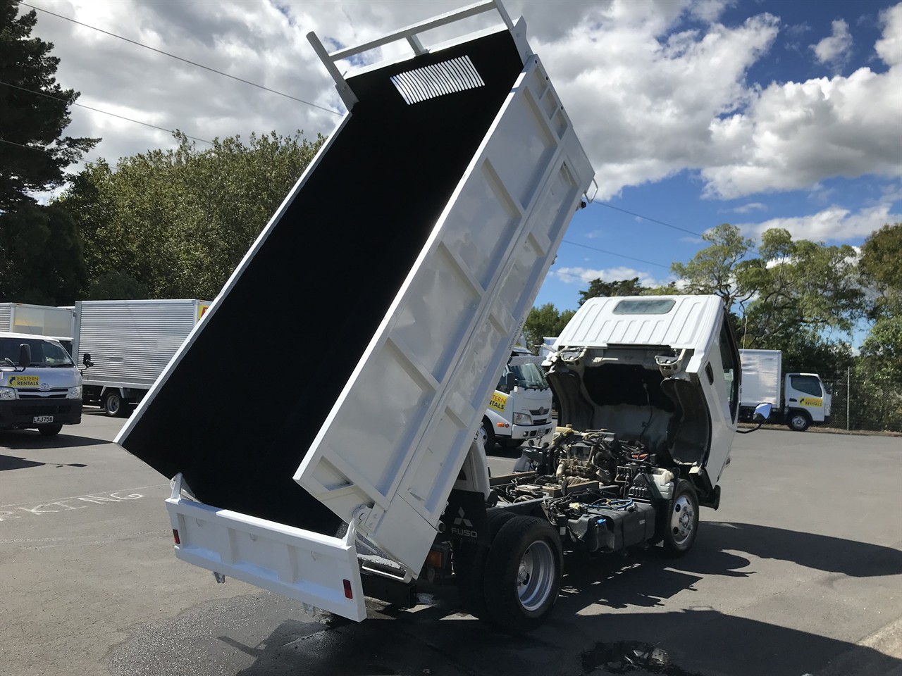 2018 Mitsubishi Canter