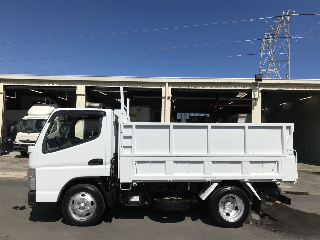 2018 Mitsubishi Canter