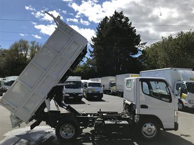 2018 Mitsubishi Canter - Thumbnail