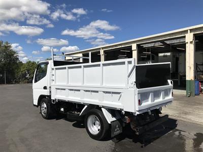 2018 Mitsubishi Canter - Thumbnail