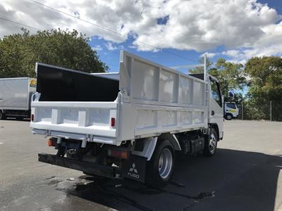 2018 Mitsubishi Canter - Thumbnail