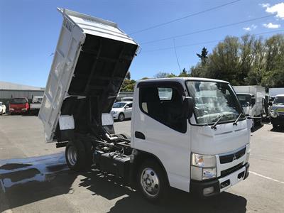 2018 Mitsubishi Canter - Thumbnail