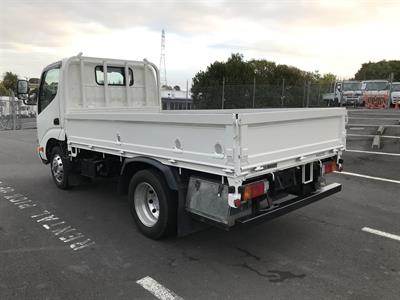 2015 Toyota Dyna - Thumbnail