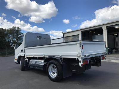 2018 Hino Dutro - Thumbnail