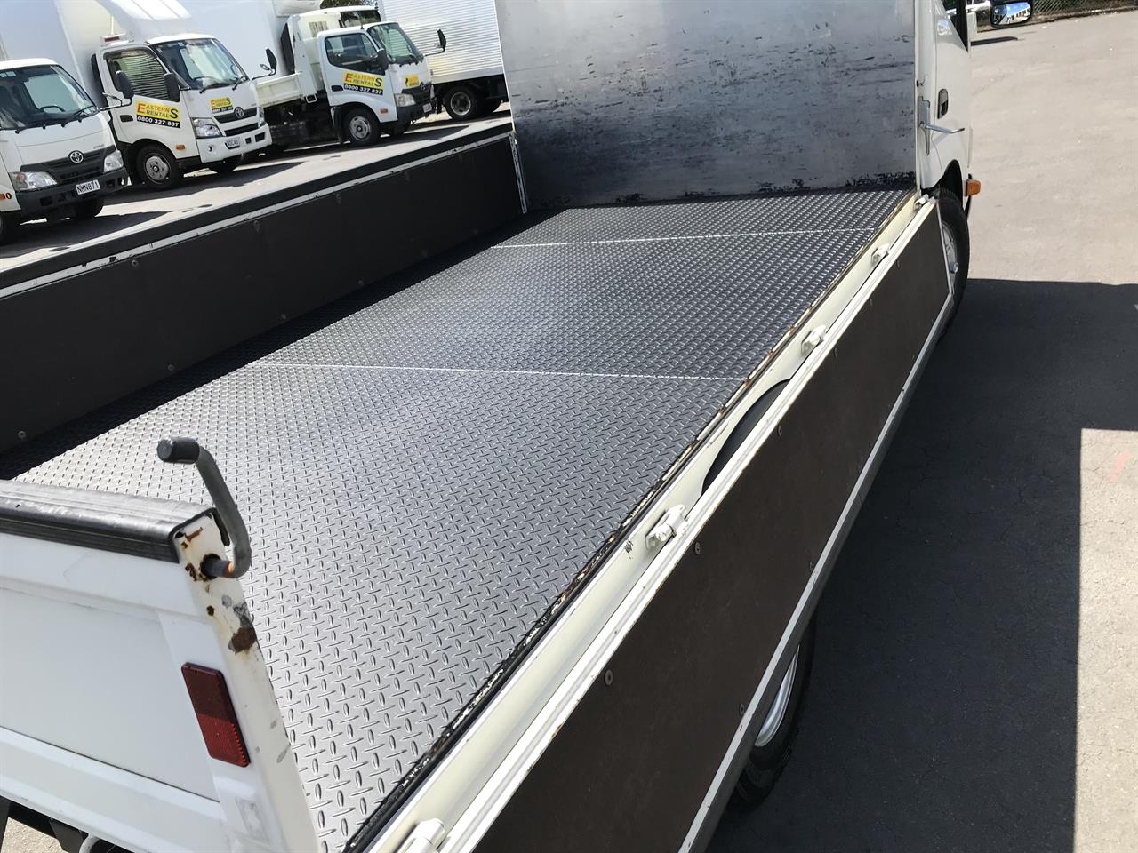 2018 Hino Dutro