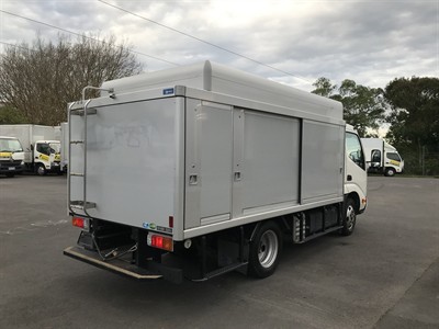 2020 Toyota Dyna - Thumbnail
