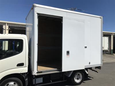 2017 Toyota Toyoace - Thumbnail