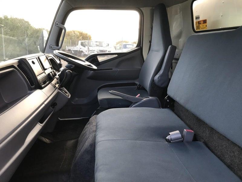 2016 Mitsubishi Canter