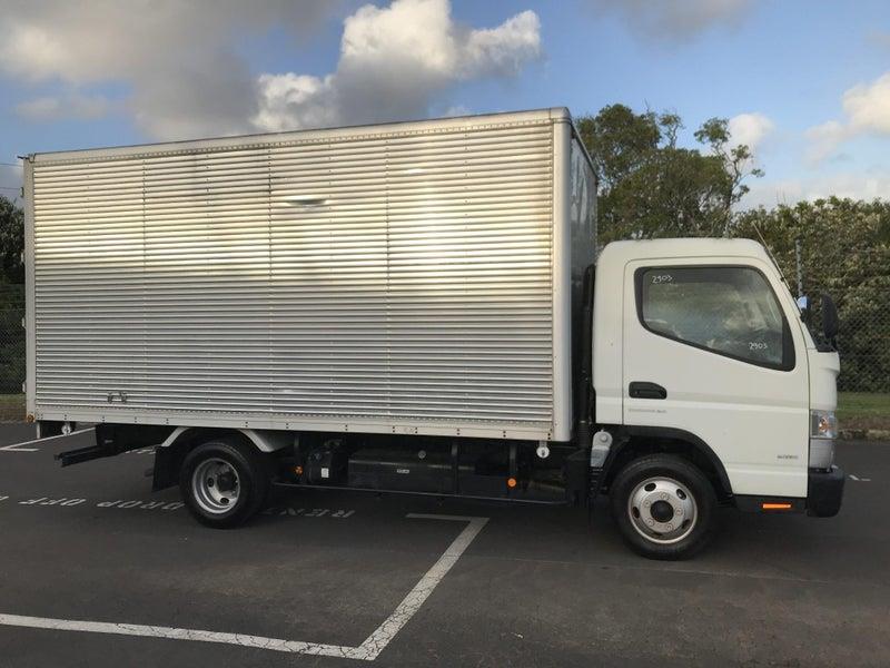 2016 Mitsubishi Canter