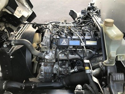 2016 Mitsubishi Canter - Thumbnail