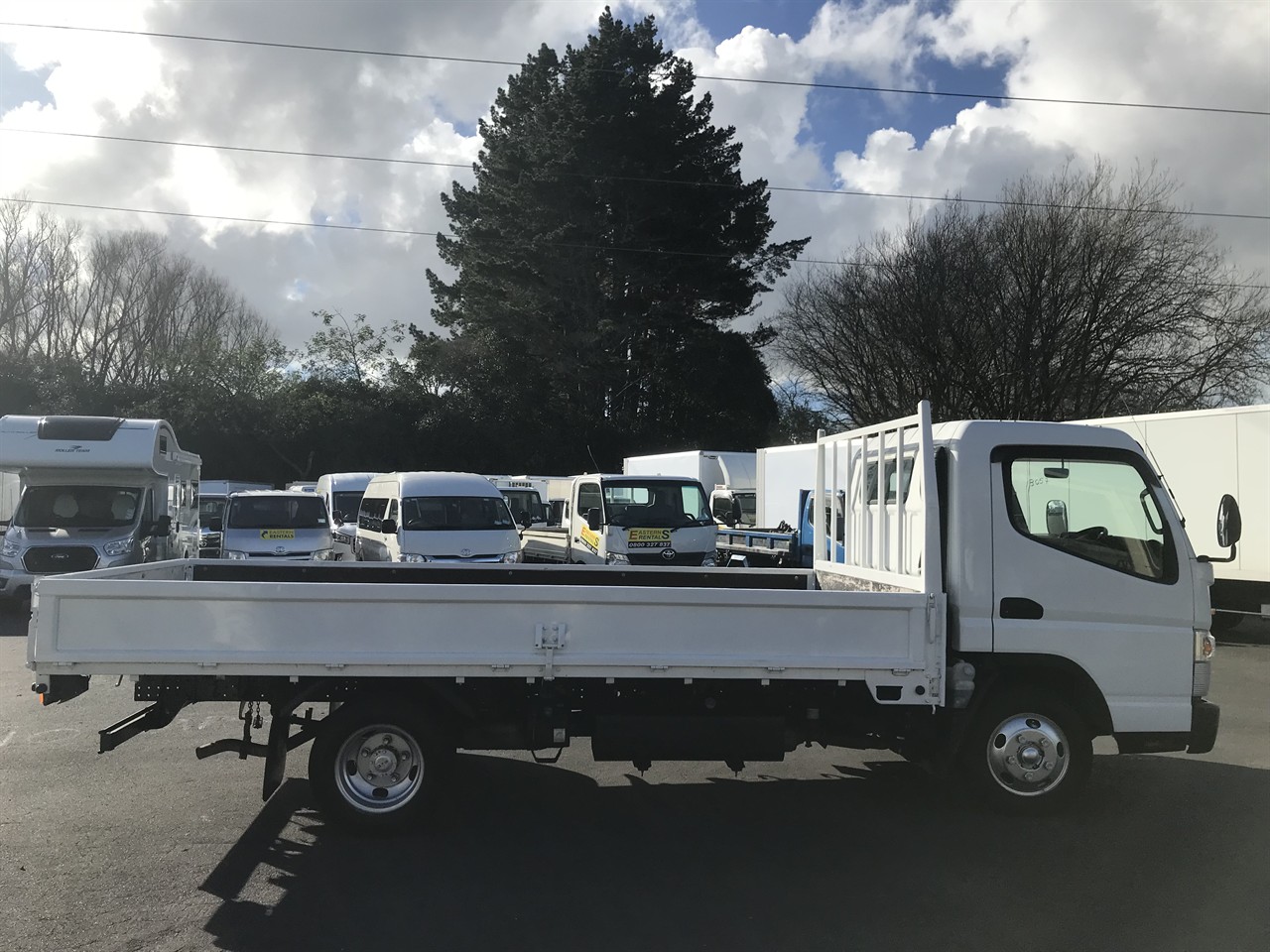 2016 Mitsubishi Canter