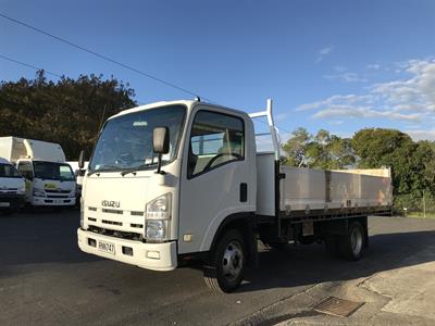 2012 Isuzu Elf