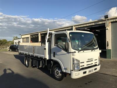 2012 Isuzu Elf - Thumbnail