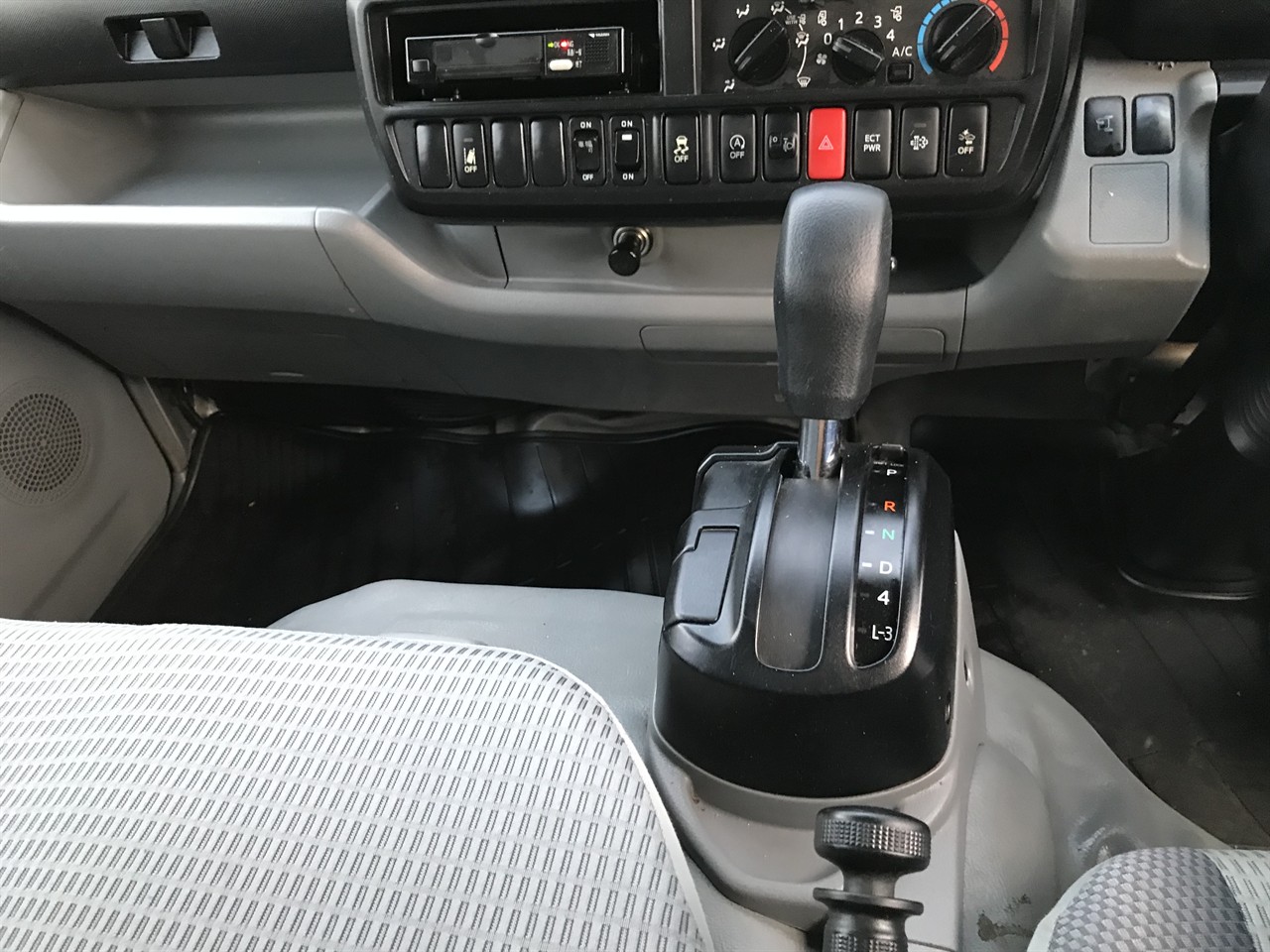 2017 Hino Dutro