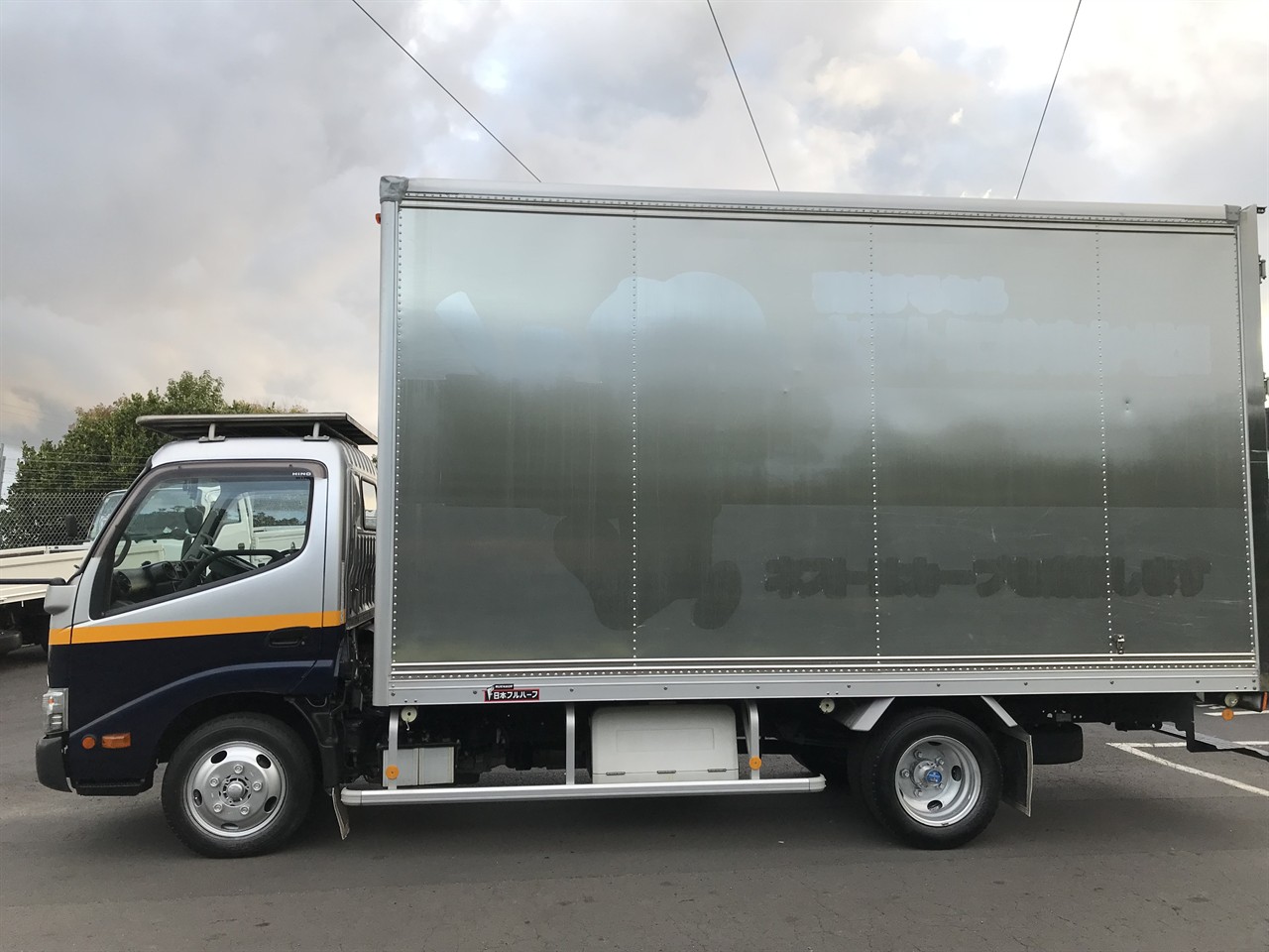 2017 Hino Dutro