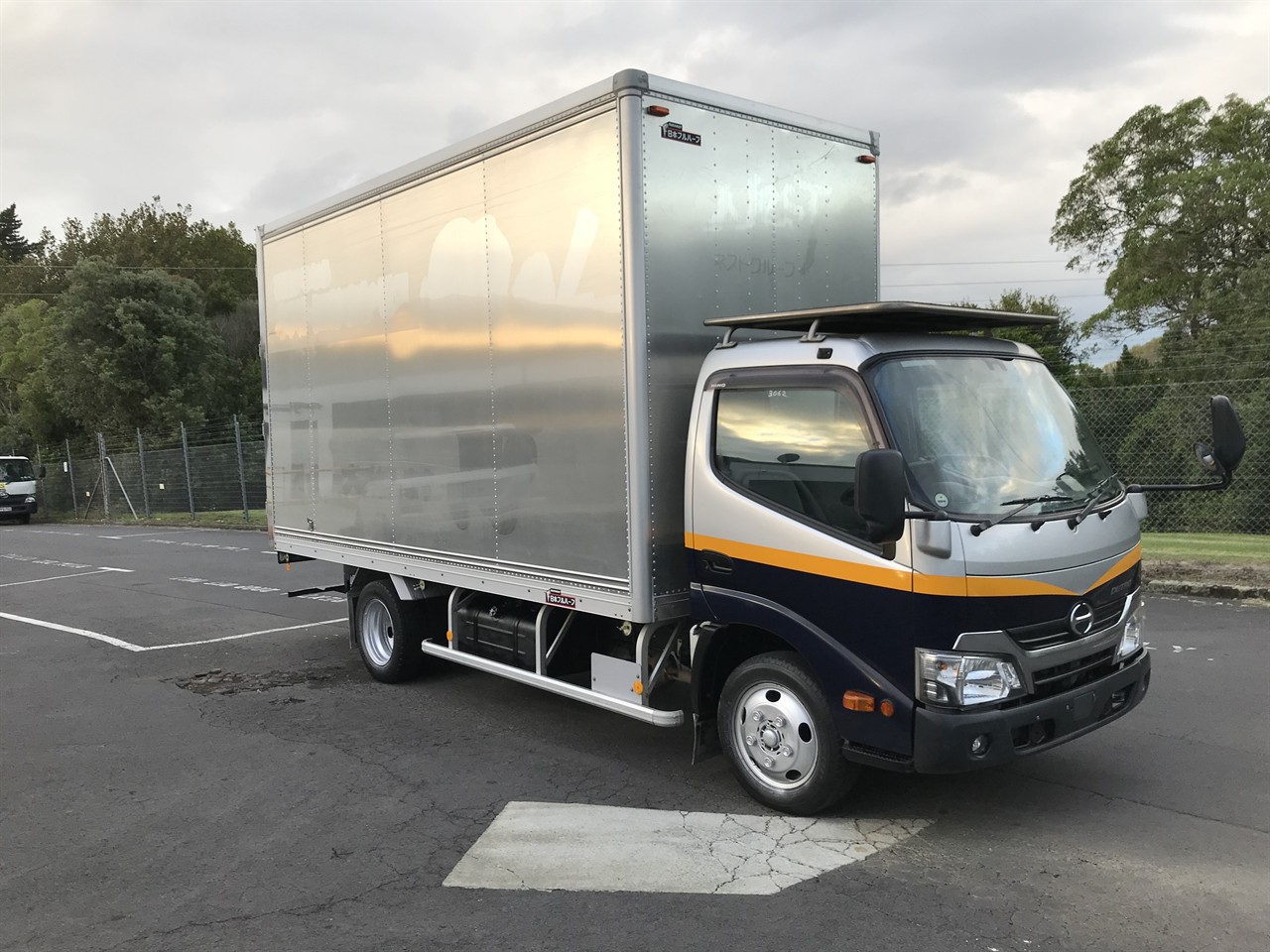 2017 Hino Dutro